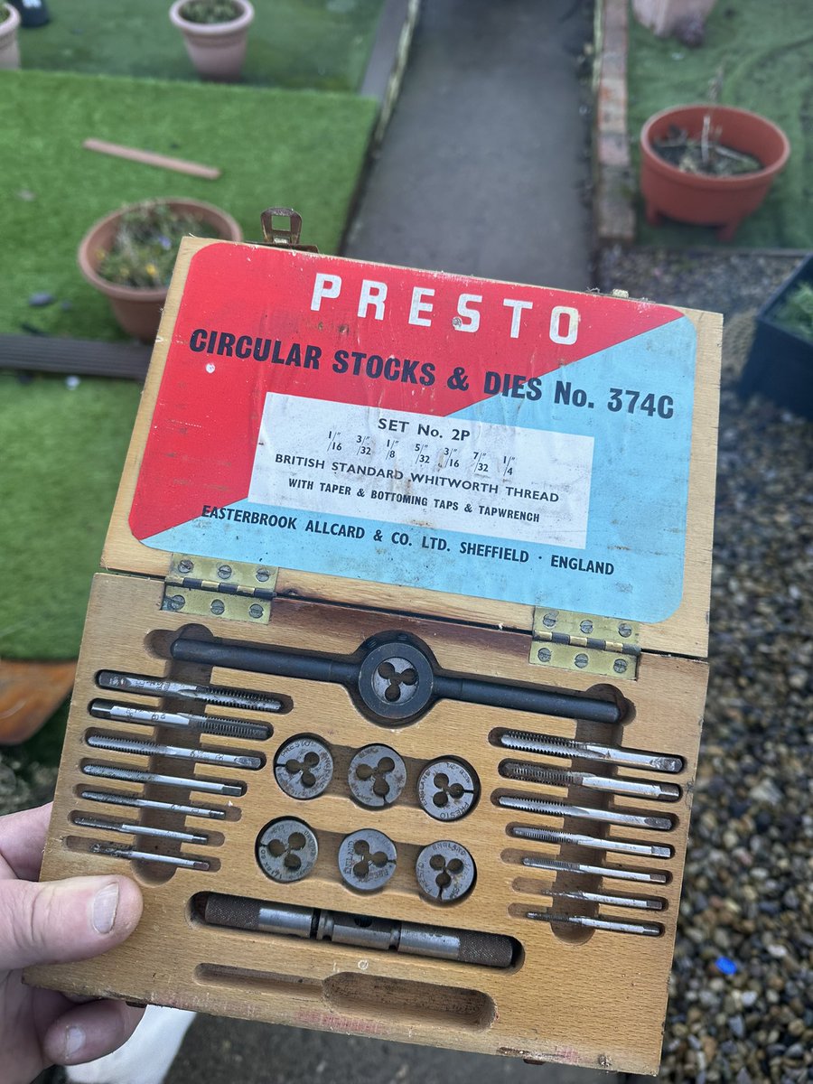 johnatkinson39's tweet photo. Cleaning shed out, don’t know what I’m gonna go with it https://t.co/n7kyNcZheS