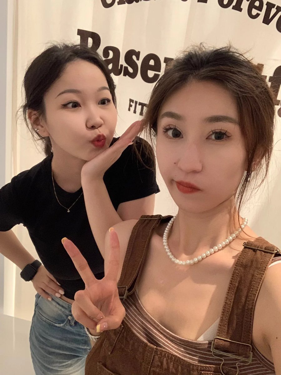TripleWoodz's tweet photo. PLEASE FOLLOW ME！！！

： ）

#空姐 #制服 #纯欲#熟女#porn #丰满#吊带#蕾丝#黑丝#可愛#綺麗#love#instagood#fashion#art#selfie#instadaily#friends#lingerie#blonde#cute#beautiful#asiangirl#swimwear#cosplay#bikini#sexy#beauty https://t.co/8w74DsuYLO