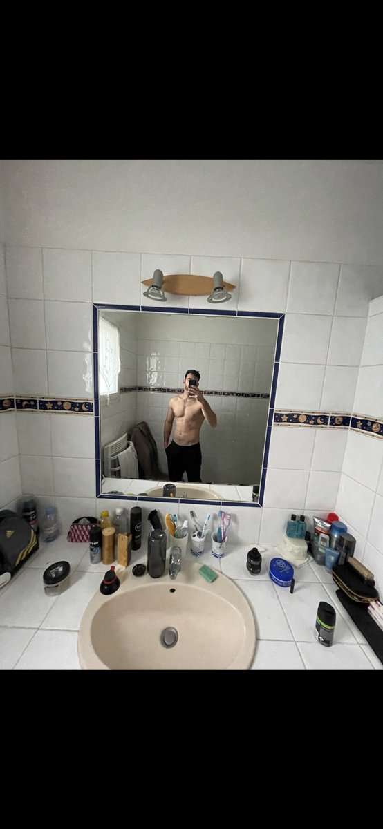 panardooo's tweet photo. @Marvel_Fit On bien repris de la masse ici 😌 https://t.co/pza8z8fJAd
