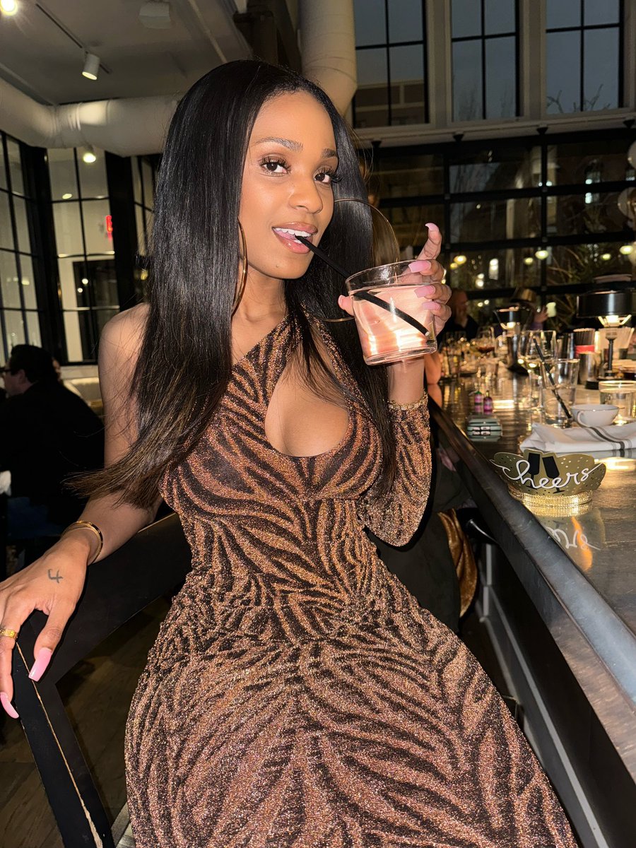 Occupy_Silver's tweet image. Happy New year 🎉