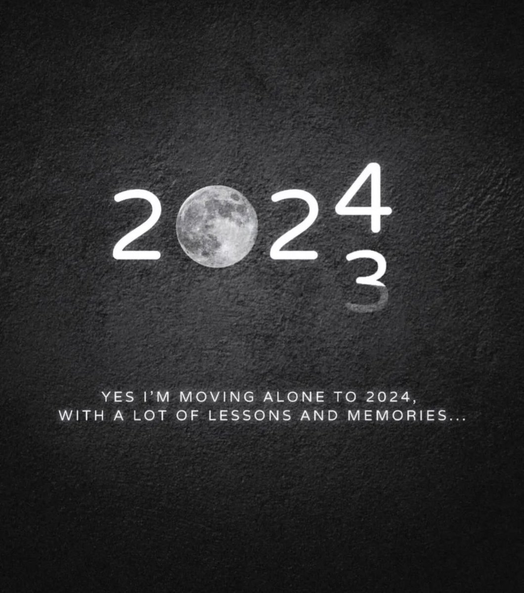 weam_fb's tweet photo. Happy new year🤍 https://t.co/vP6FvFEQcE