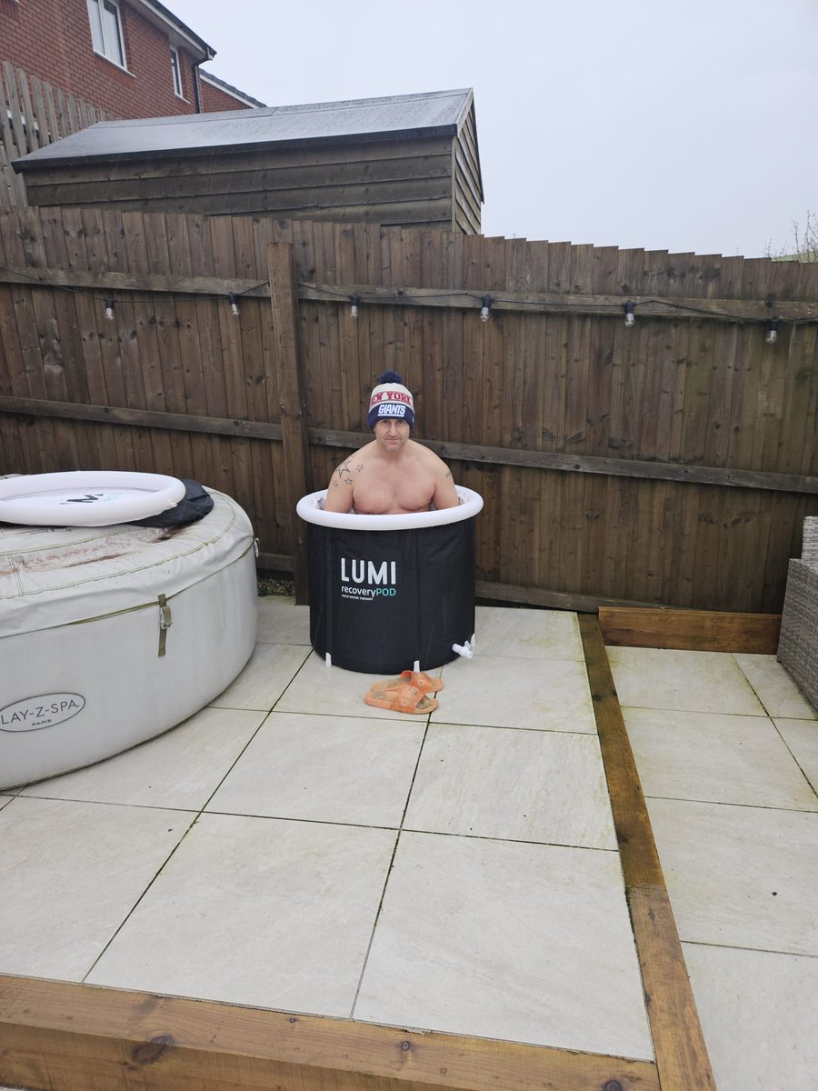 Gareth John tweet media