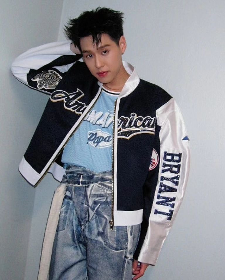 nongderrr's tweet photo. ไม่ใช่ปลาแต่เก๋าครับ #bbillkin

cr:parplernmakeups https://t.co/kRigjpJMEu
