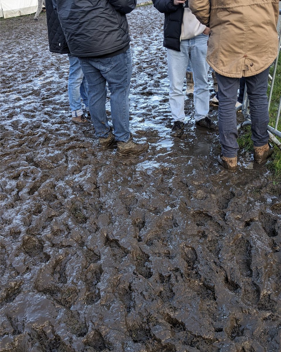 El tío del dato tweet media
