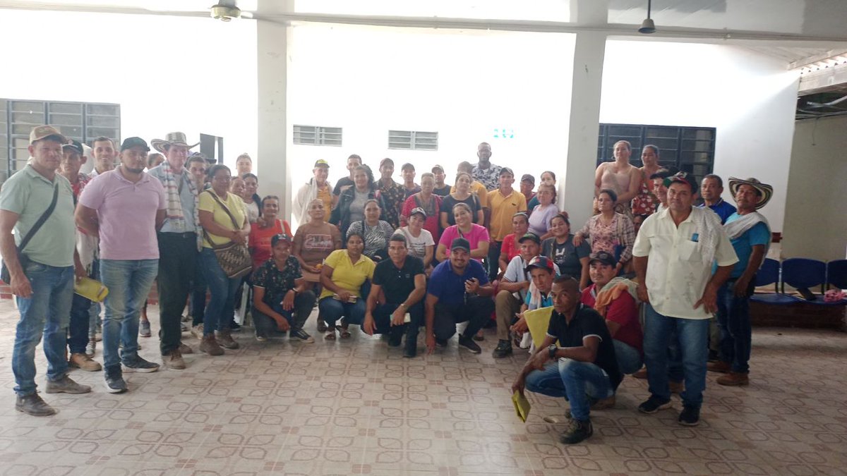 adilmarquez1's tweet photo. En asamblea popular del día 28 de dic/ 2023, en Morales los y las Campesinas víctimas de PECIG exigen al Gobierno del Cambio que los escuchen.@AidaAvellaE, @IvanCepedaCast, @petrogustavo, @infopresidencia, @AlfredoMolanoJi, @ONUHumanRights, @ONUDC, @visomutop, @bohorquez_pablo https://t.co/57SUF03uSs