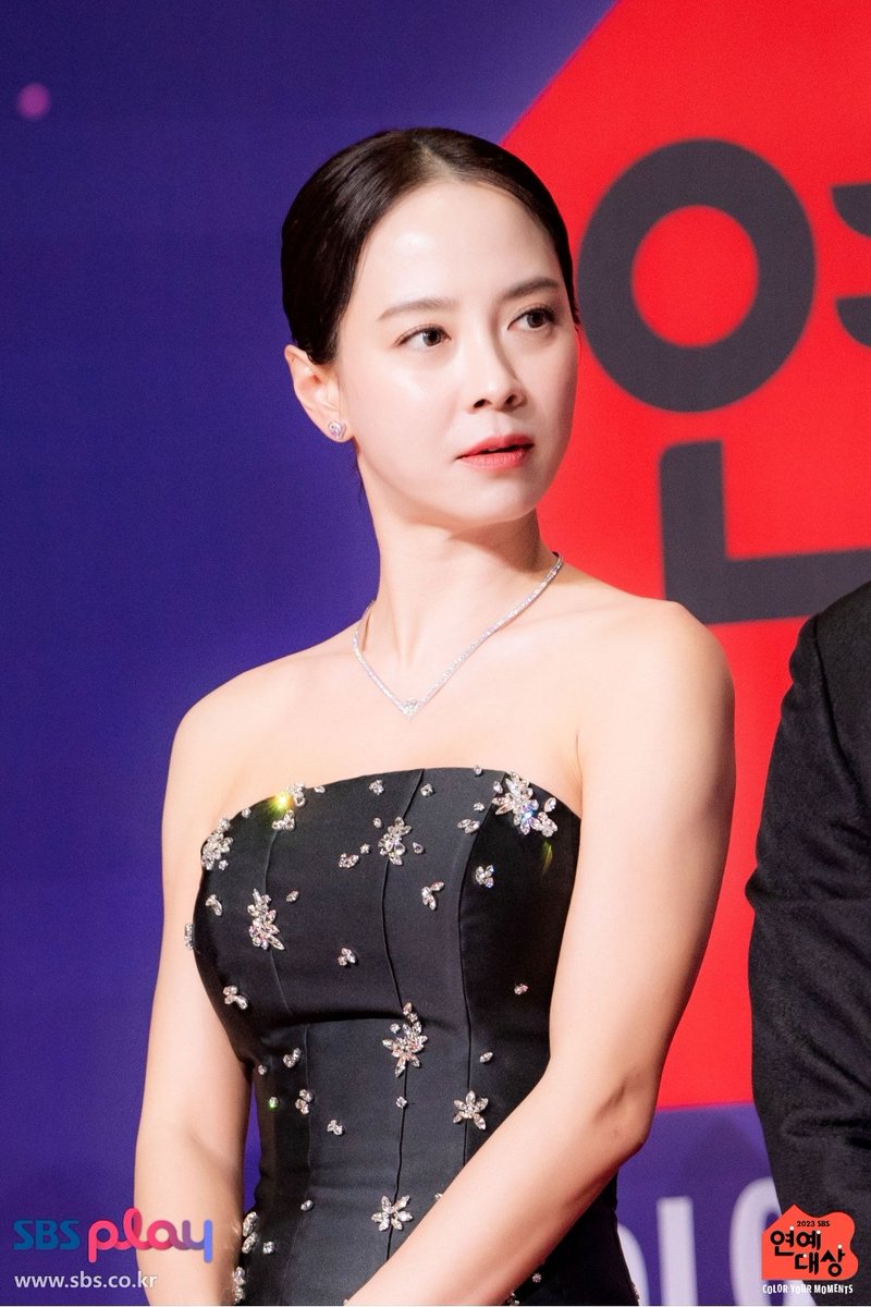 yeppojihyo_'s tweet photo. Song Jihyo at the 2023 SBS Entertainment Awards Photo Wall/Red Carpet HD Official Photos

BRIGHTEST STAR SONGJIHYO
#우리_최고의_런닝걸_송지효 #SongJiHyo 
#송지효 #SBSEntertainmentAwards2023 https://t.co/kUFBujXJWS