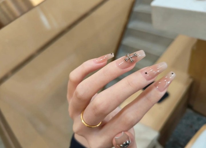 人生はすべてのステップが正しいわけではありません。私は振り返ったり当時の自分を批判したりしたくありません

#일러스트 
  #한국
 #일본생활 
#맛있는음식 
#사랑
 #도쿄 
#긴자 
#커피
#디저트