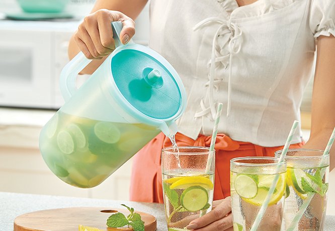 fullsunkiyo's tweet photo. ᝰ໋᳝݊ [ORIGINAL] NEW Blossom 2L Picther | Teko Tupperware 2L

Ukuran : 2L // d: 13.7 cm, t: 22 cm

HANYA TERSEDIA TEKO DENGAN TUTUP WARNA HIJAU LIME‼️

📍Depok, Jabar
💰 90.000
https://t.co/9nyinOwUSX https://t.co/NlvMKkd5TO