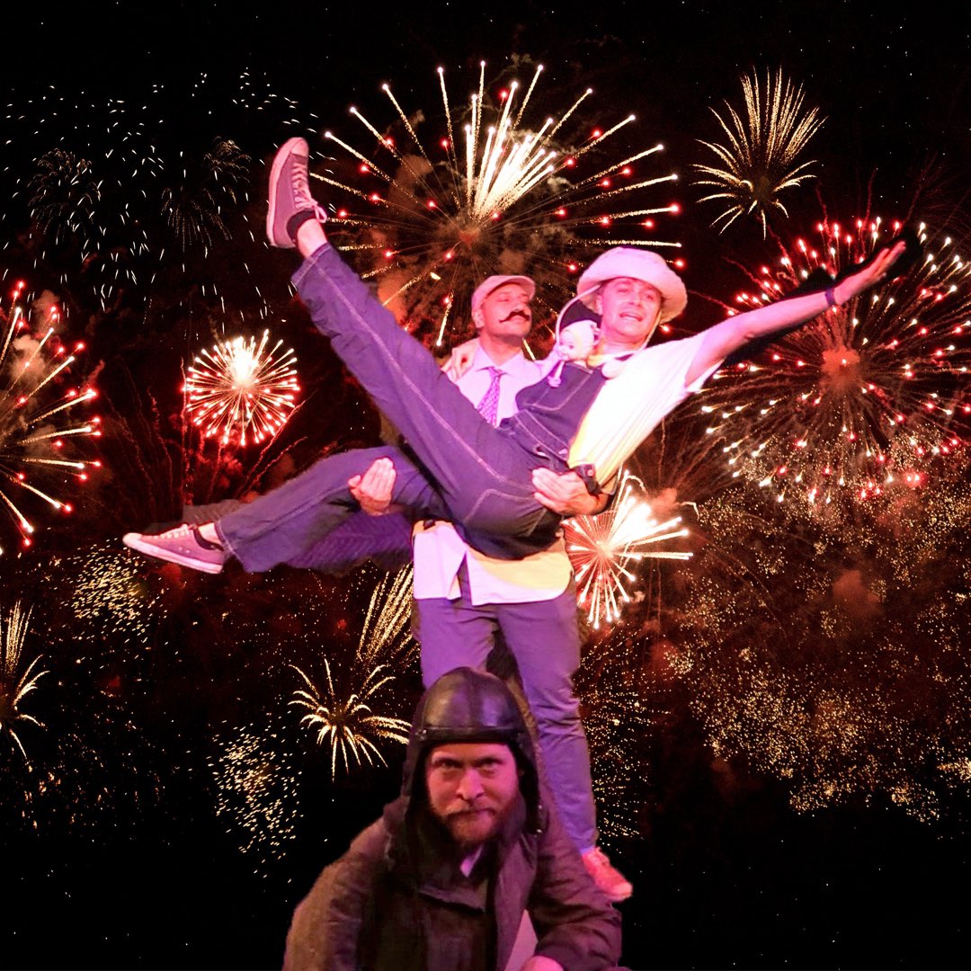 Happy New Year! Thank you to all those who came to support us this year, we wish you good fortune and food for 2024. Lots of love from your favourite cooks/crooks!! See you in the new year!!! Remember, crime pays. 😉🍾🎇#NewYear2024 #Welcome2024 #AuldLangSyne #HappyNewYear