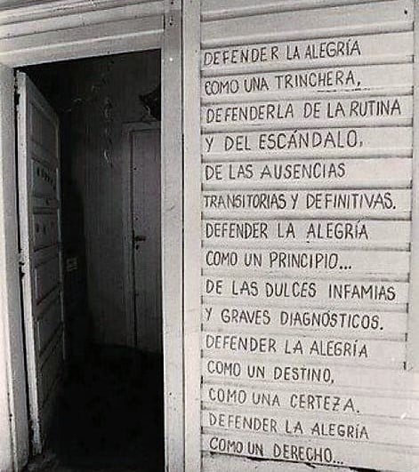 Puertas que siempre quieres cruzar. #Benedetti