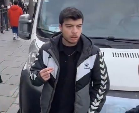 Çağdaş, laik, milliyetçi ve Atatürkçü Türkiye Cumhuriyeti'nin bir neferi olan #EgeAkersoyYalnızDeğildir. Hukuk sisteminin adam seçtiğinin göstergesi. Ancak yine de hukukun üstünlüğüne inancımız hala var. Serbest bırakılmalıdır!