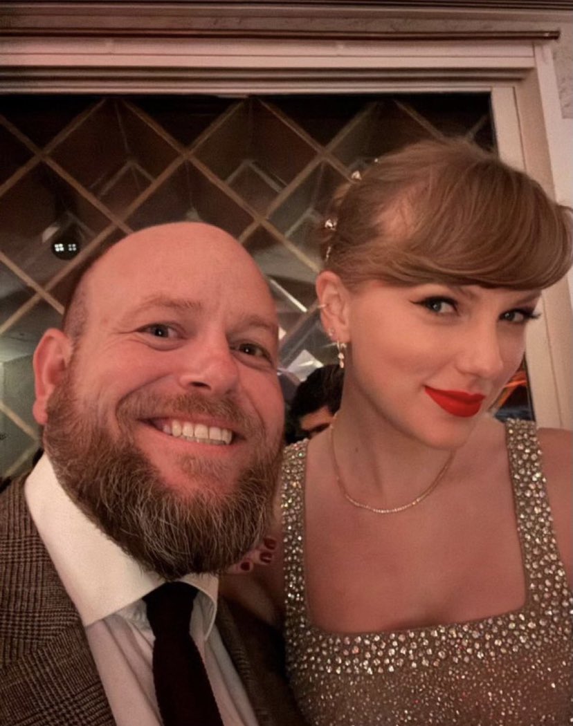 Karma_swift89's tweet image. Why is she so red 🤭😏