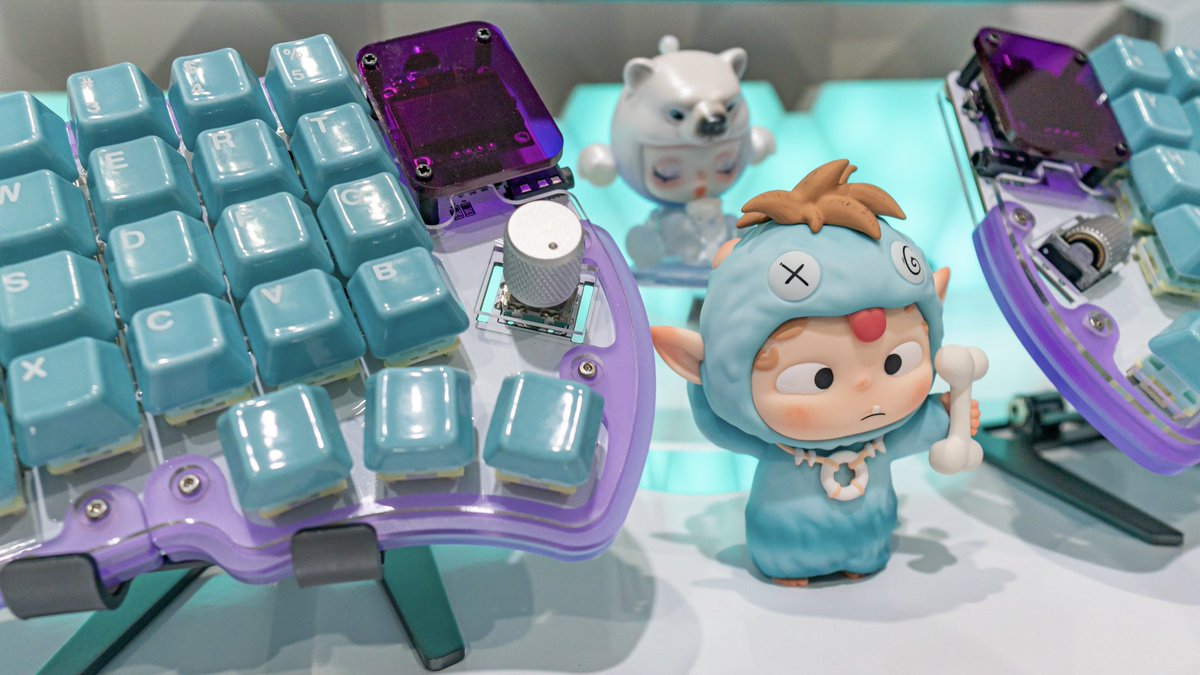 timryanbkk's tweet photo. Drift Keyboard
Ceramic Keycaps
Ozai and Skullpanda Figures
#splitkeyboard #driftkeyboard https://t.co/rmKsUHkm5U