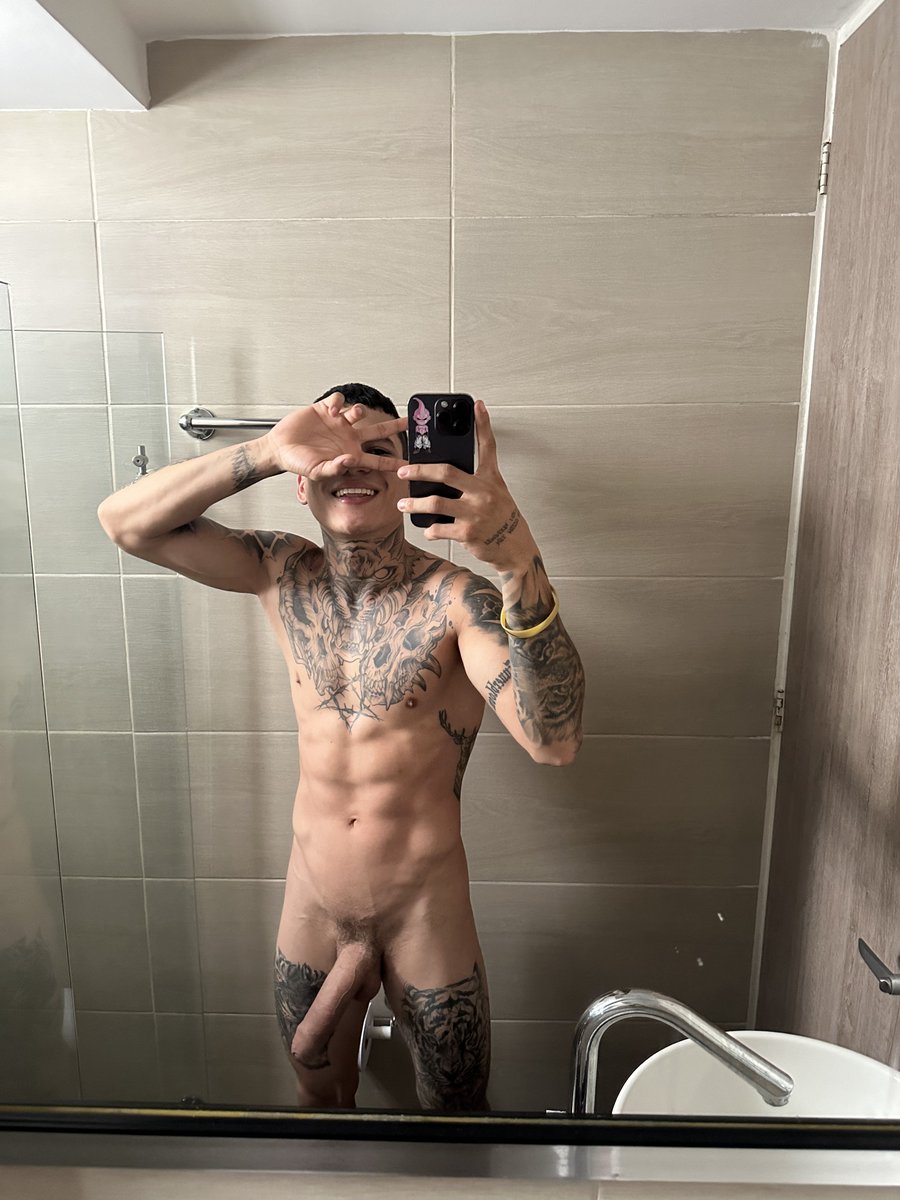 Demondsex18's tweet photo. Feliz inicio de año … 2024
Día 1 suscríbete https://t.co/SiG9AIwpOb🥳 nuevas sorpresas este año 🤠😈🤠 https://t.co/gzFYTdM0Mf
