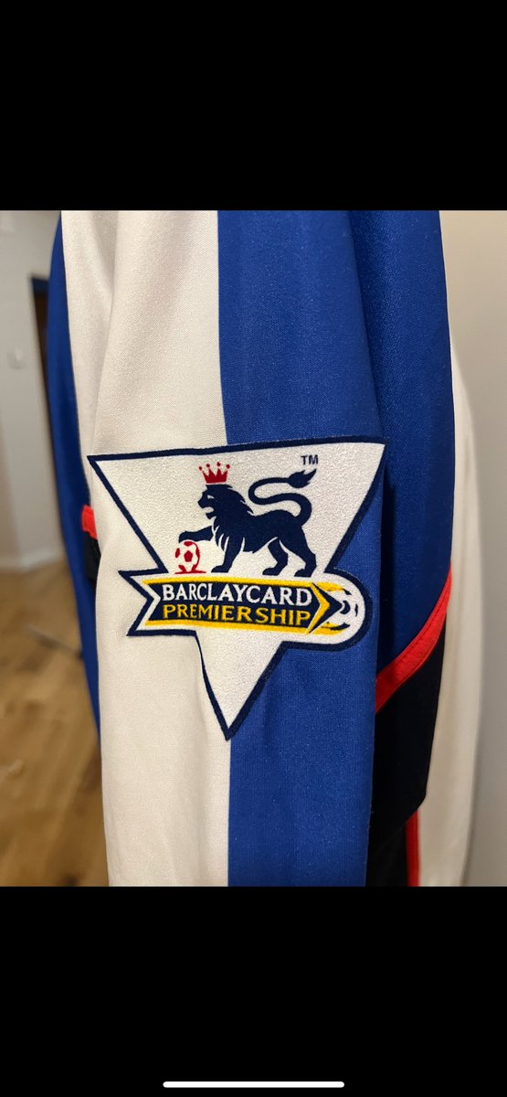 MatchwornStrip's tweet image. Not enough Kappa in the EPL these days for my liking! Match worn Steven Reid Blackburn Rovers home shirt from season 03/04
