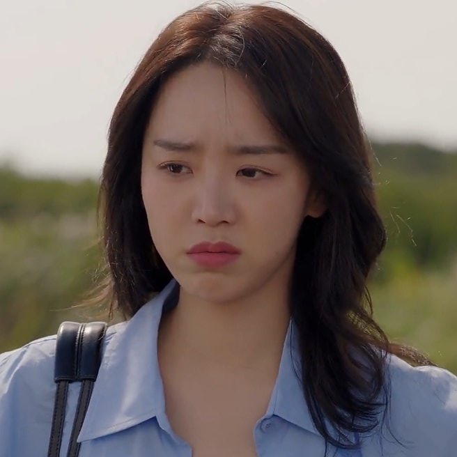 adoreshinhs's tweet photo. isn't grumpy samdal so cute https://t.co/0HJqxHD3aN