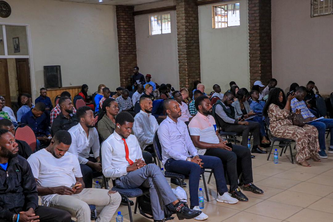 Par ce que la protection de notre Patrie est le premier de nos devoirs, nous avons lancé ce 30/12/2023 à Lubumbashi la campagne éminemment citoyenne #LapatrieAvantnosPartis. Cette initiative vise à privilégier l'intérêt supérieur de la Nation face aux intérêts individuels.