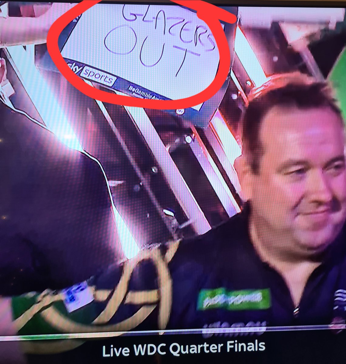 At the Darts 🤣🤣 #GlazersOut