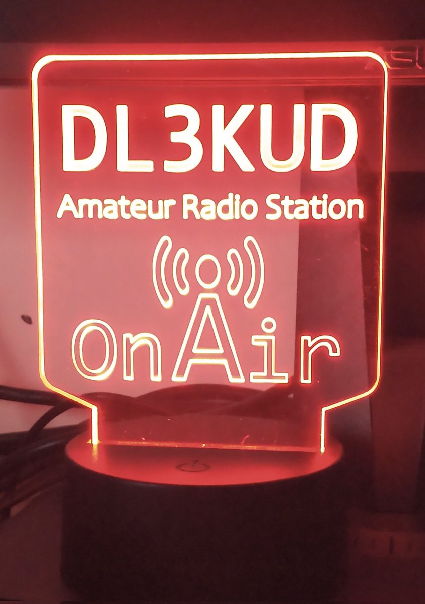 DL3KUD's tweet photo. Happy new year! Hope to meet you on the air. Stay healthy, all the best, good DX. 73 from Schwerin, Matt / DL3KUD + https://t.co/tdBXg7yhHC