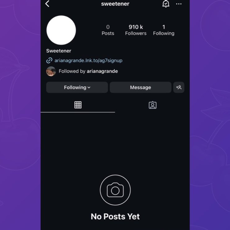 PopBase's tweet image. Ariana Grande has cleared her ‘Sweetener’ Instagram account ahead of new era.