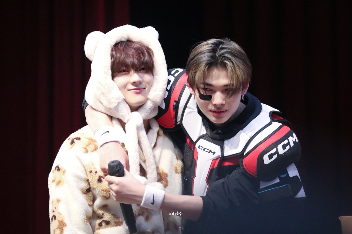 ddalki_1209's tweet photo. 240101 sw
🐆 🐈
#엔하이픈 #ENHYPEN 
#니키 #ニキ #NI_KI #西村力 #ニキくん‍ 
#정원 #JUNGWON https://t.co/lzGJ6cCS1x
