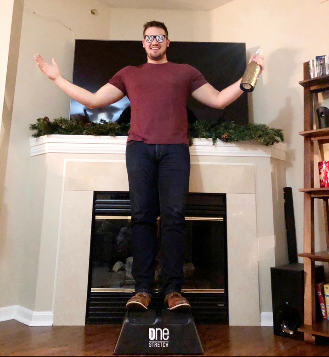 TheOneStretch's tweet image. Out with the old, in with the new…

And hopefully, that also includes saying farewell to any foot or heel pain, too, this year! Wishing you a happy new year.