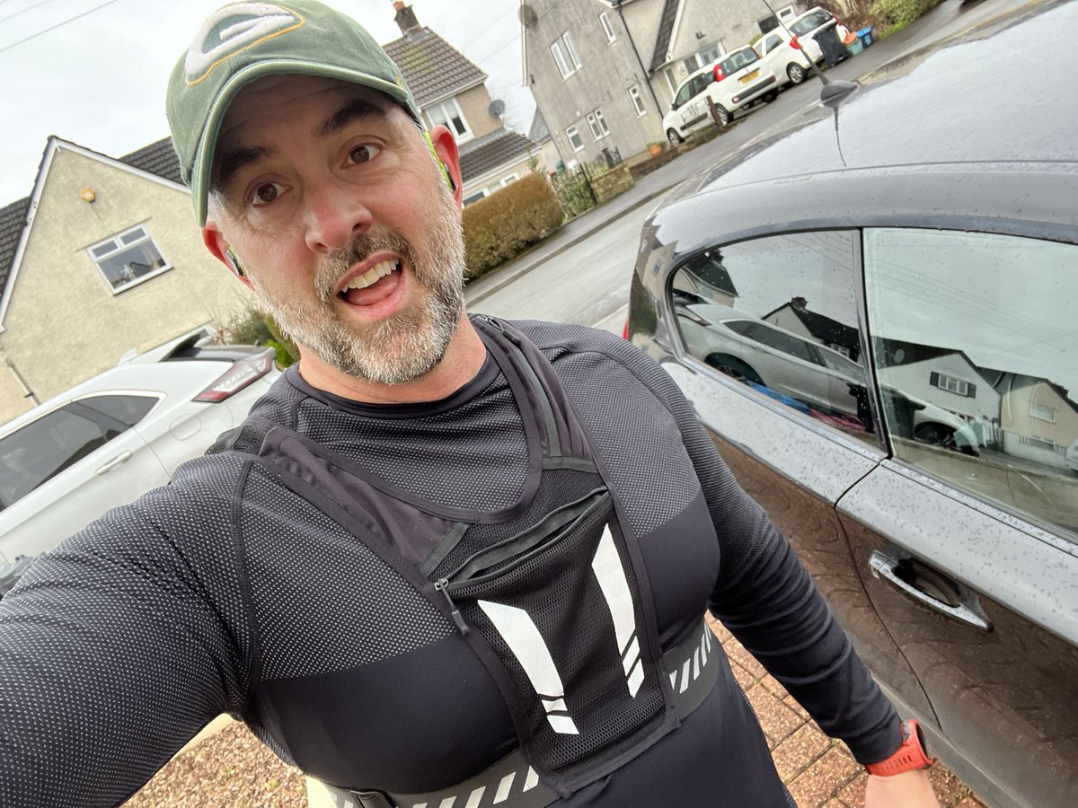 ieubird's tweet photo. Easy 5km with @YasserGk1 to start 2024 - Day 1 of my #DoddieAid Jan Challenge #DEFIANCEARMY🏴 https://t.co/zXZDynsvHB