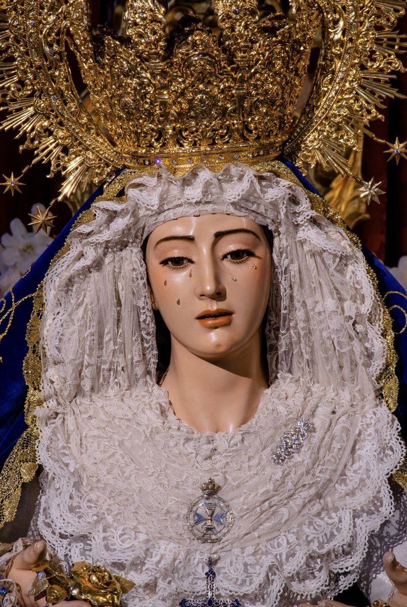 ⚫️ | SOLEMNIDAD DE SANTA MARÍA MADRE DE DIOS

La solemnidad de Santa María, Madre de Dios, fue la primera fiesta mariana que se festejó en la Iglesia occidental. María es Madre del Dios vivo encarnado.