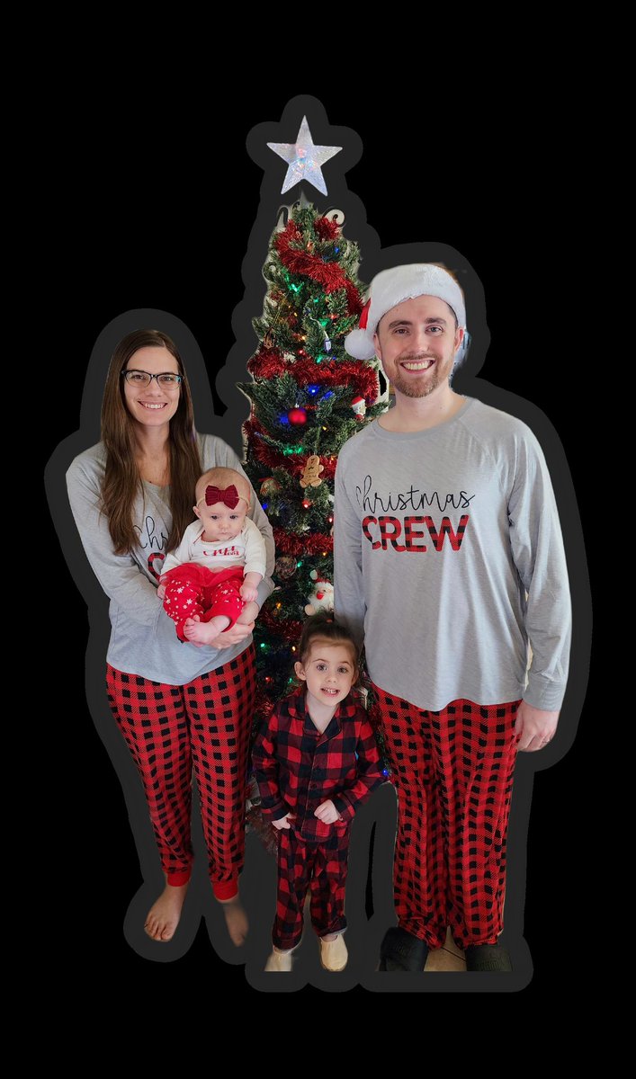 We hope you had a very Merry Christmas and have a blessed year ahead ALL YEAR LONG 🎉! Love y'all! ❤️