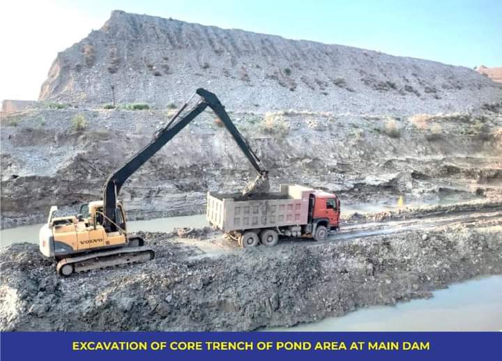 shahsabg's tweet image. #constructing #NaiGajDam in Dadu, Sindh for irrigated agriculture, flood control and hydel generation,gross water storage of 300,000 acre feet to irrigate  28,800 acres land.  Small Hydel Power Station, generate 4.2 MW 
@BBhuttoZardari @zhang_heqing @RehamKhan1 @anwaar_kakar