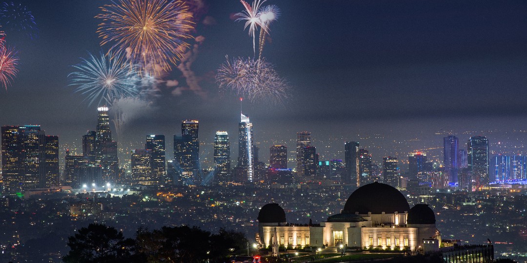 Wishing you a safe, happy, and healthy New Year from The Bloc! 🎉🥳

#theblocla