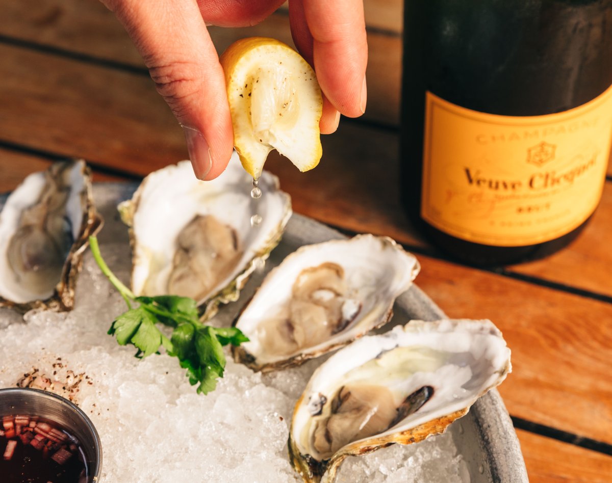 Happy New Year! 🎉 Ring in 2024 with the perfect #NYE hangover cure - our $1 oysters all day! 🥂🦪 Fresh, light, and just what you need to start the year right. Reservations recommended ➡️ RESERVE in our profile. #MGFD #michaelsgenuine