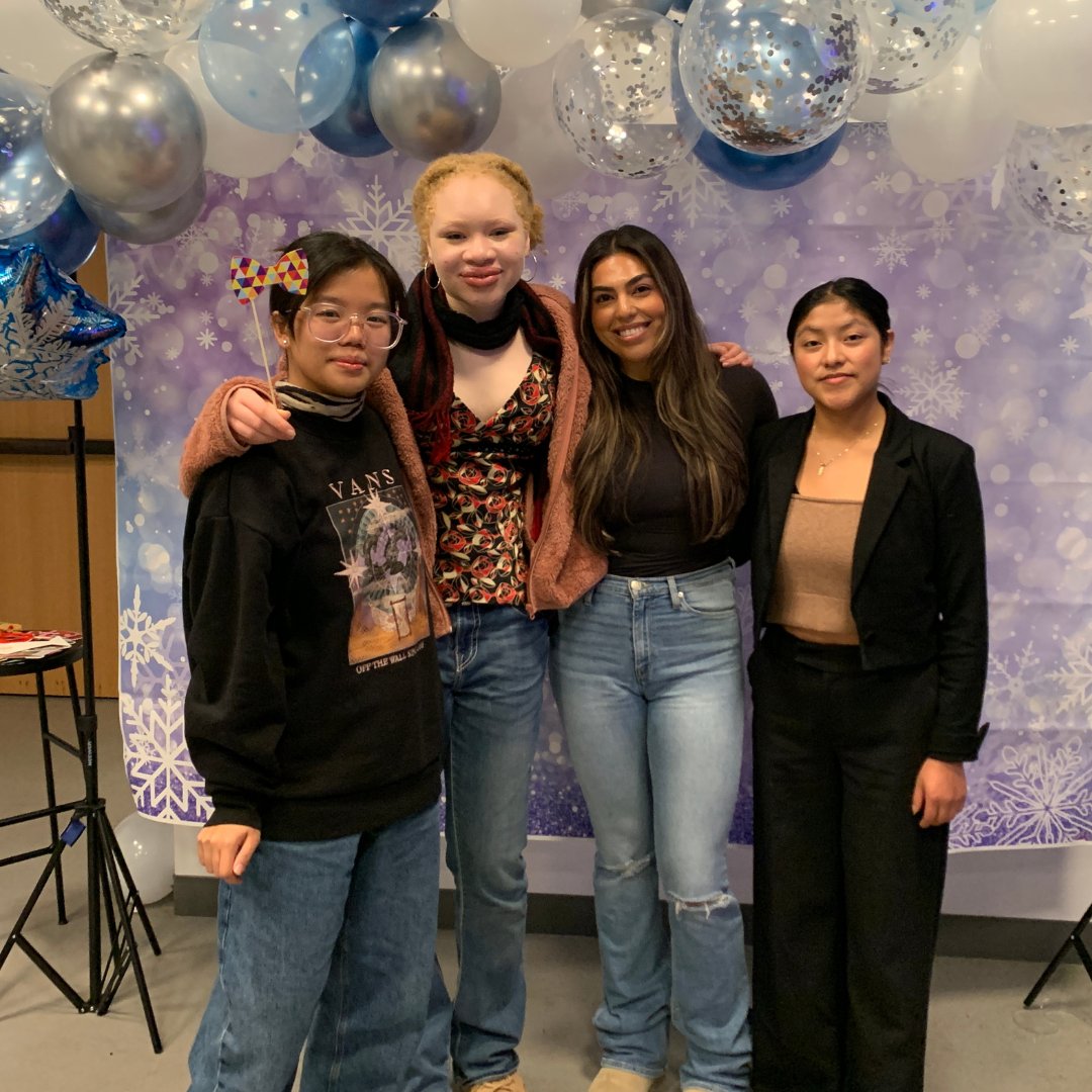 Students Rising Above tweet media