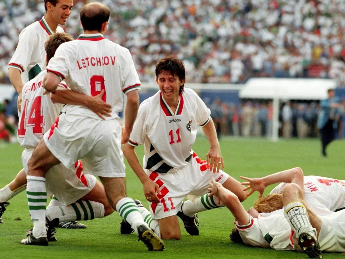 Bulgaria reached the World Cup semifinals in 1994, before advancing to their seventh World Cup in 1998. They haven't returned to the tournament ever since, they haven't made it to the Euros since 2004, and they sit 81st in the FIFA rankings. @HE_Ftbl: breakingthelines.com/historical/bul…