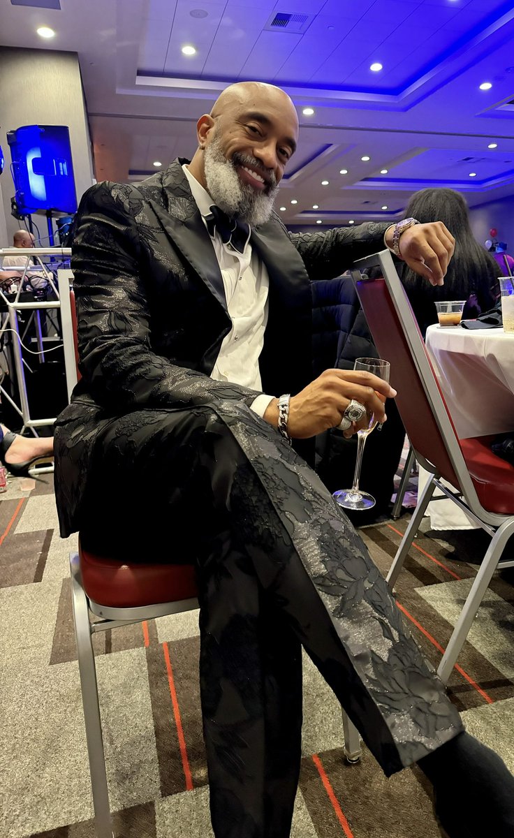 Winston Warrior tweet media