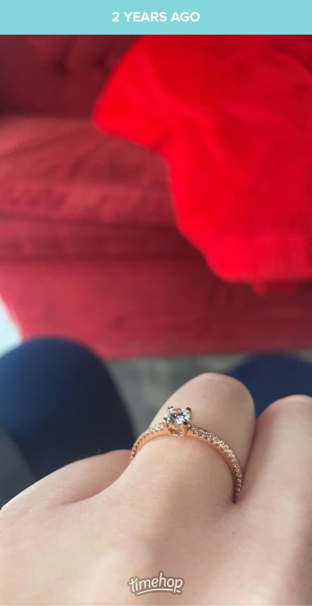 xK4yleighx's tweet photo. 2 years today I said yes and now I can officially say I’m getting married this year 💍💒 #HappyNewYear https://t.co/bg9a4IMGUp
