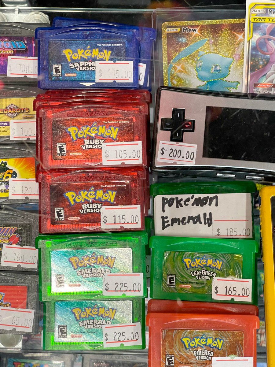 Nintendeal's tweet photo. how does this make you feel? https://t.co/fnIXMdYsTA