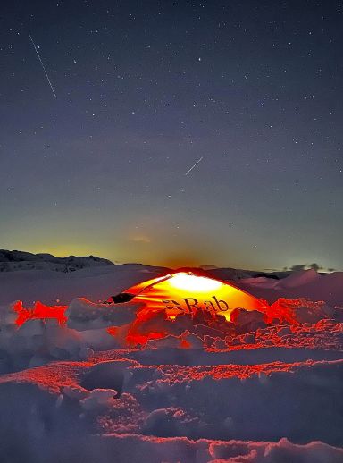 tentmeals's tweet photo. Happy New Year everyone! Here's to an amazing year of adventures and self-growth 😄⛺🥾

📷 @duarte_adventures 

#lakedistrict #campinginthesnow #tentmeals #exploremore #adventureculture #campinglife #neverstopexploring #adventure #wildernessculture #getoutside https://t.co/0d14bfZE3S