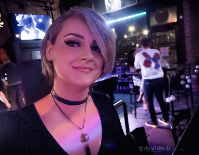 Happy New Year ? I had fun last night, did you? ? https://t.co/qJRT9yy3pG