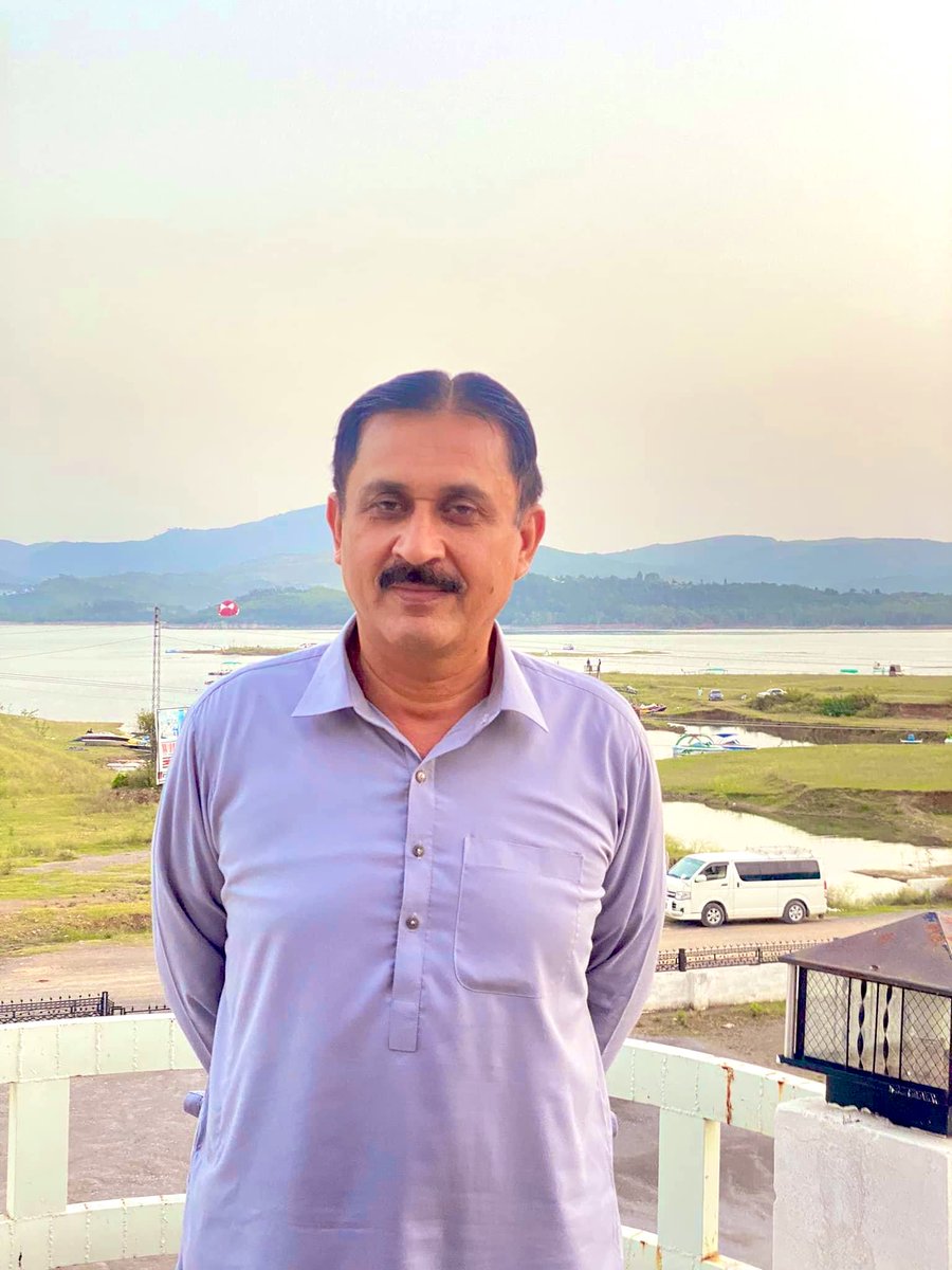 DrRizwan71's tweet photo. بنگالیوں کی ماؤں بہنوں  کو بس ایک ہی بار ننگا کیا گیا تھا اس کے بعد سے لے کر آج تک وہ ننگے نہیں ہوئے ۔کیونکہ انہوں نےاس گھٹیا  اسٹیبلشمنٹ سے آزادی حاصل کر لی تھی اور ہم ہر روز ماؤں بہنوں کو ننگا کروا  رہے ہیں اور ہم خاموش اس جرم میں برابر کے شریک ہیں۔@jamshaidAdasti https://t.co/kLatyyD4YJ