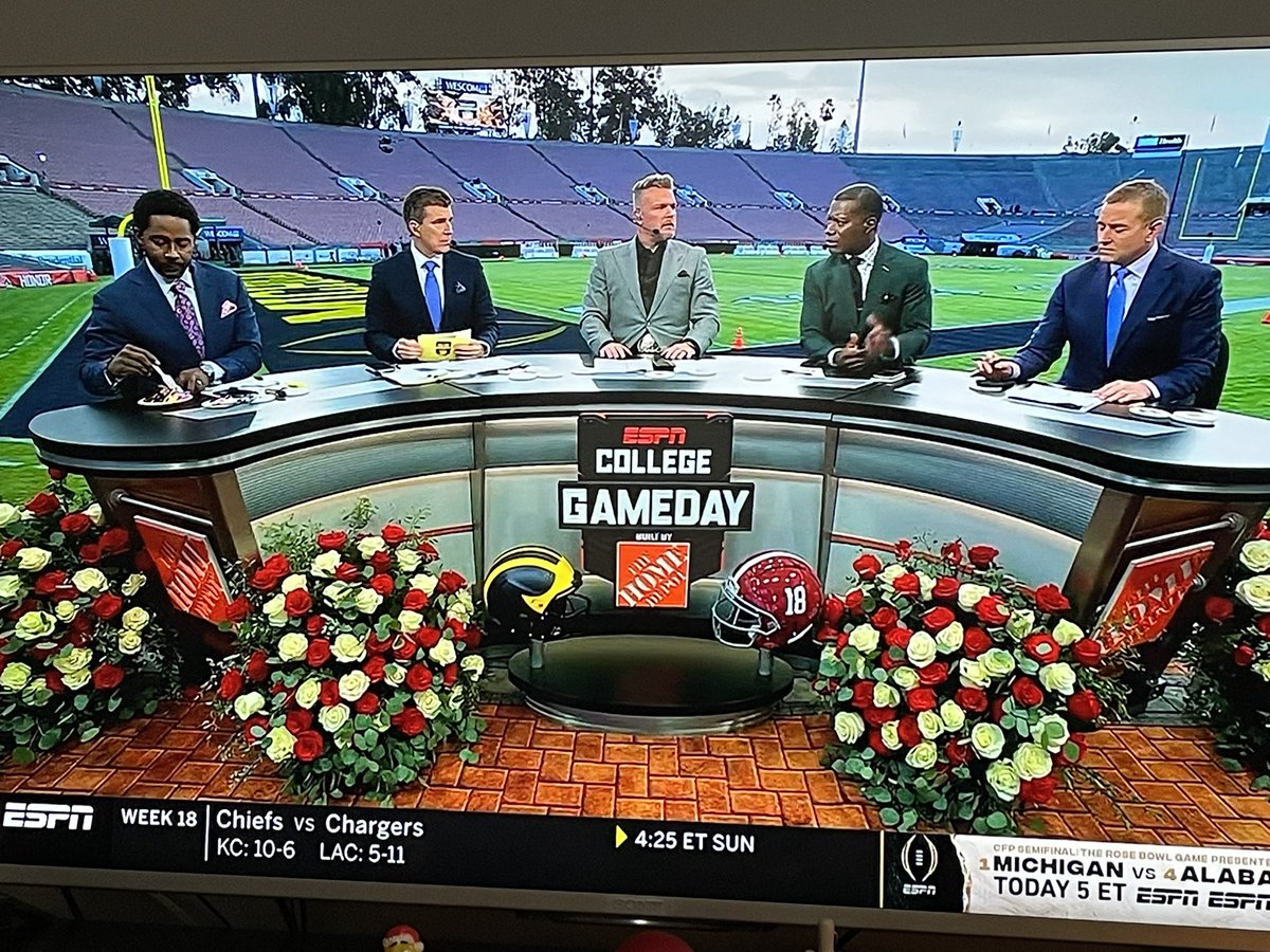 Christina Saull tweet media