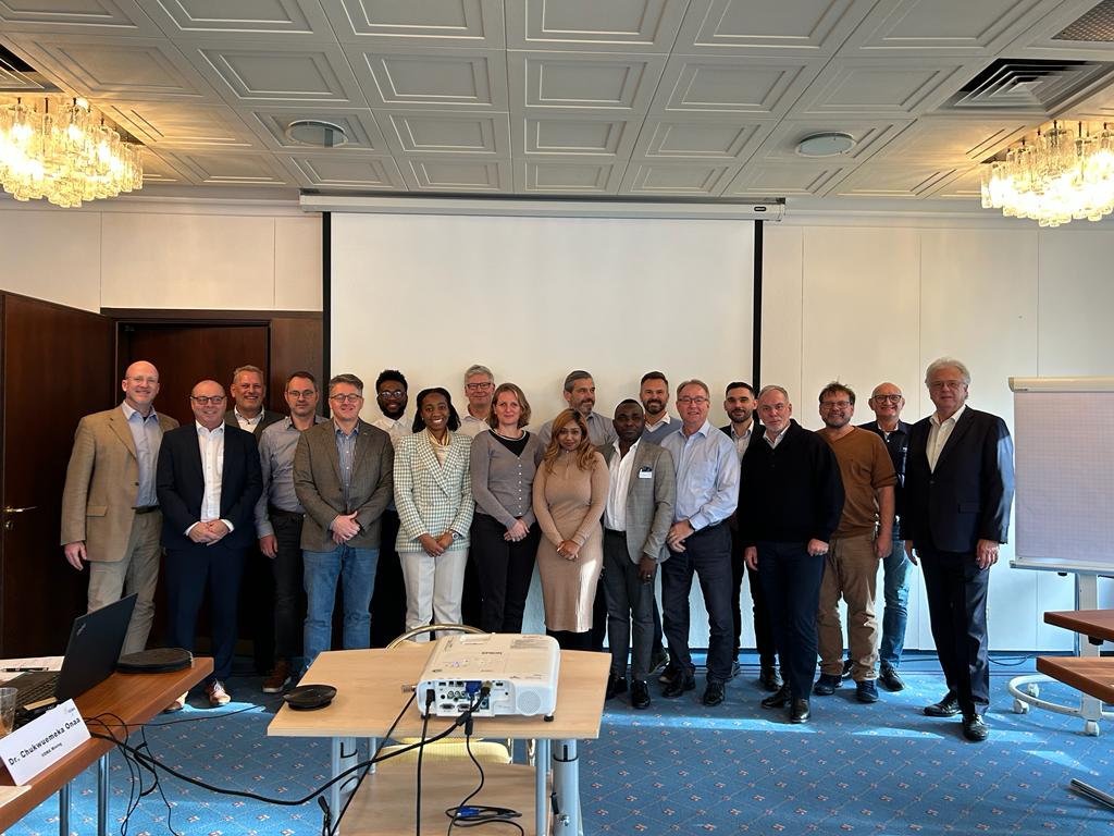 ninjapandat's tweet photo. 2023 was such a handful year, lots of lows and highs

1. In Frankfurt, I had the opportunity to present @hedera as a sustainable integration for the mineral industry supply chain.

2. Tried everything to make volume return to HashGuild but it seemed the stars were not aligning 😔 https://t.co/I7RYjn6aAW