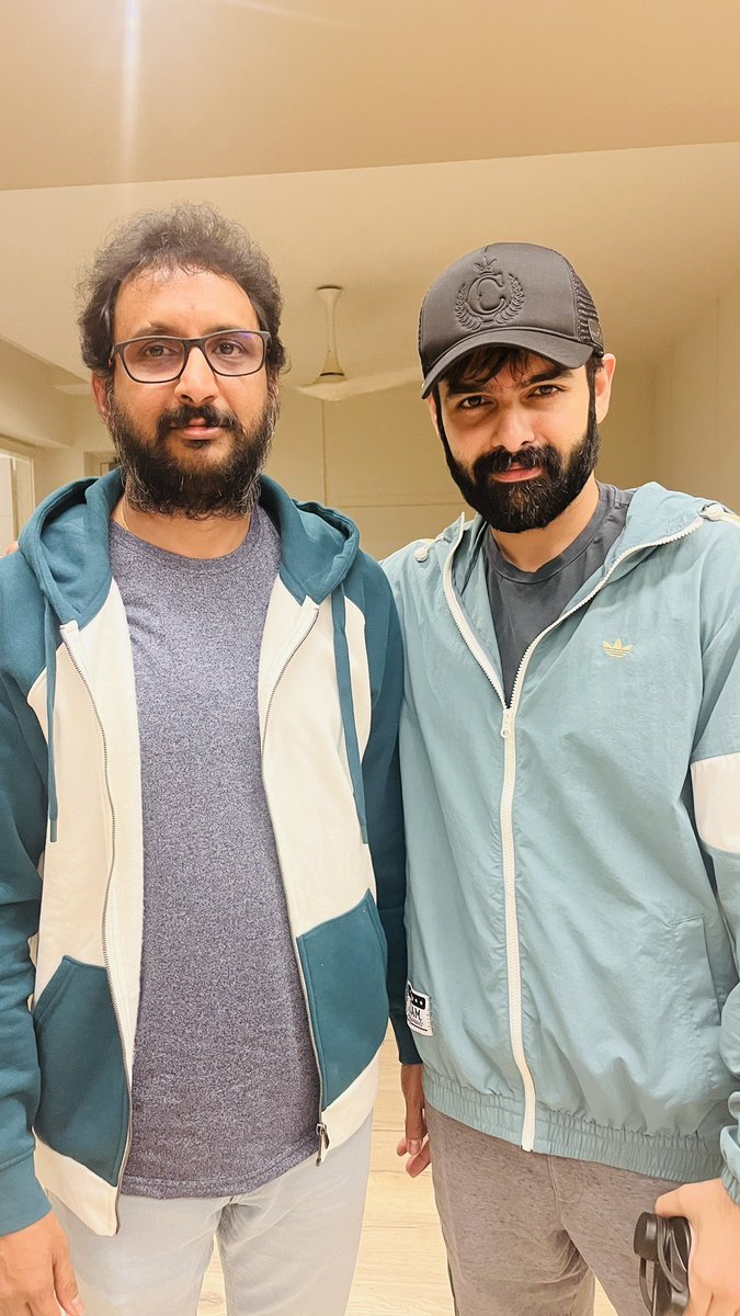 PulagamOfficial's tweet image. కొత్త సంవత్సరంలో 
ఇష్టమైన వారిని కలవడం 
ఎప్పుడూ ఉత్తేజితంగానే ఉంటుంది 
#RAmPOthineni
#2024
#FirstDayofTheYear 
#RAPO