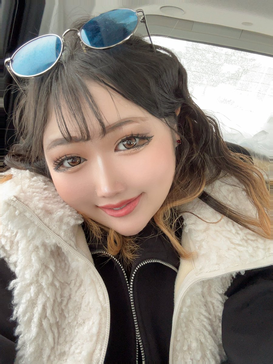 shuka0126's tweet photo. 今年の目標男作る https://t.co/C8bldcASOx