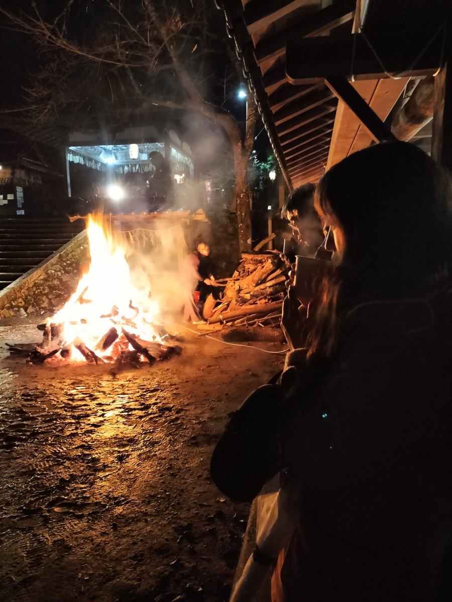 <a href="/CtsGLLZDlv8V9Nv/">マサト</a> 
謹賀新年
京都洛北岩倉
　石座(いわくら)神社に初詣🐲