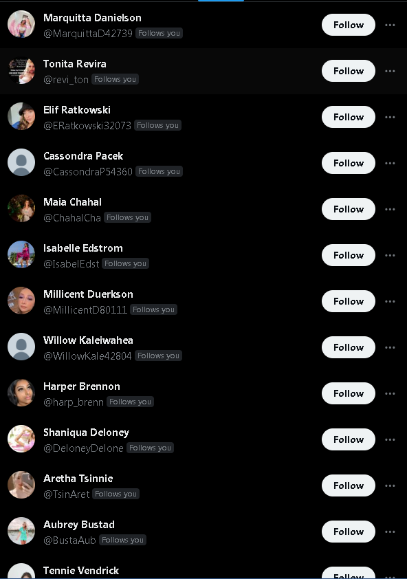 crisvz's tweet photo. the bots wont leave me alone https://t.co/7AsZ4XJBH3