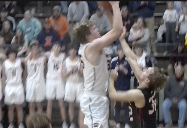 Channel1450com's tweet photo. RT if New Berlin's Lucas Bixby had the best #POTW! Winner gets @Spfldclinic prize pack. Ends at 10pm! https://t.co/dCYMcxQlME