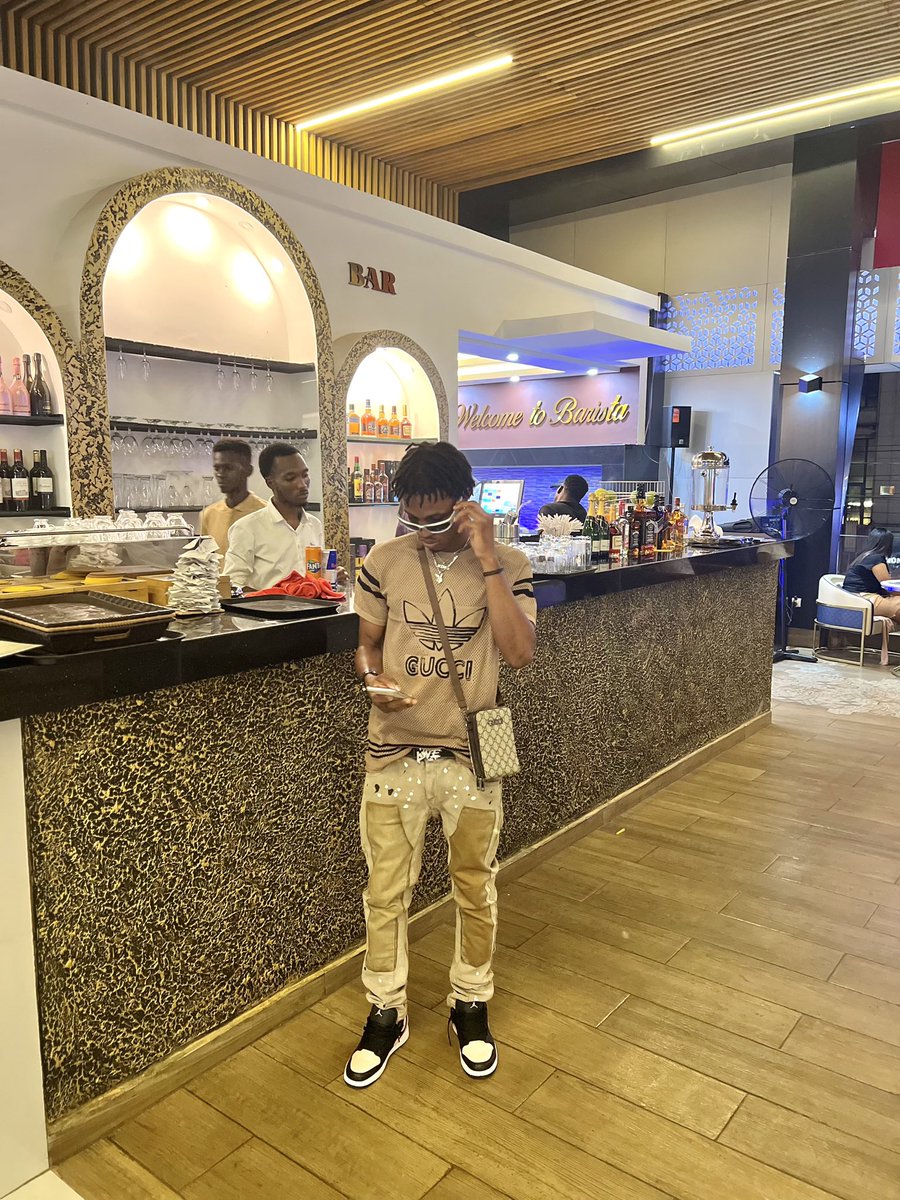 Bonne et heureuse année à tout le monde 🎊