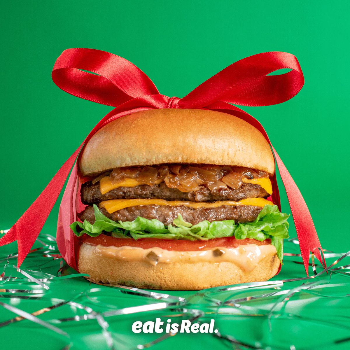 eatisreal's tweet photo. Teníamos que empezar el año bien 🙌 🍔 
👉 Coméntanos ¿Qué rituales hiciste en año nuevo? 👀 https://t.co/FQm1H7AFQx
