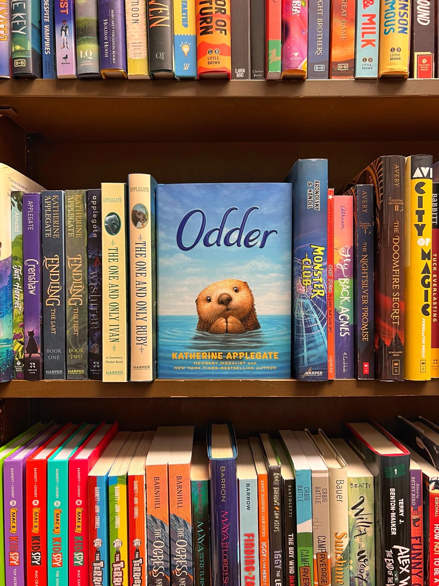 kaaauthor's tweet photo. Happy New Year, readers. โค๏ธ
Tell me: Which books are you most looking forward to reading in 2024? https://t.co/YO06Po3VcB